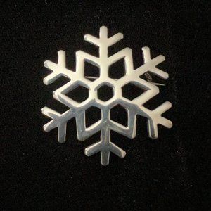 Vintage Astri Holthe Sterling Sliver Snow Flake Brooch